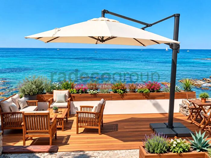 Casa con 10 locali in vendita in Via Vecchia Aurelia, Rosignano Marittimo