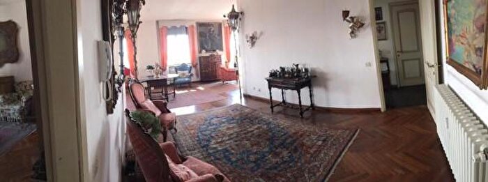 Appartamento quadrilocale in vendita in Reggio Emilia