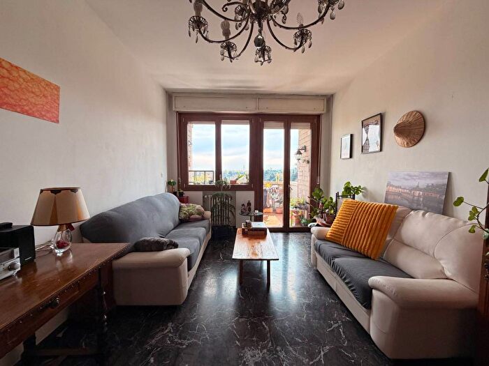 Appartamento quadrilocale in affitto in Via Ravenna, Mazzini Fossolo, Bologna