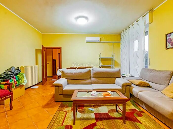 Appartamento quadrilocale in affitto in Casalpusterlengo