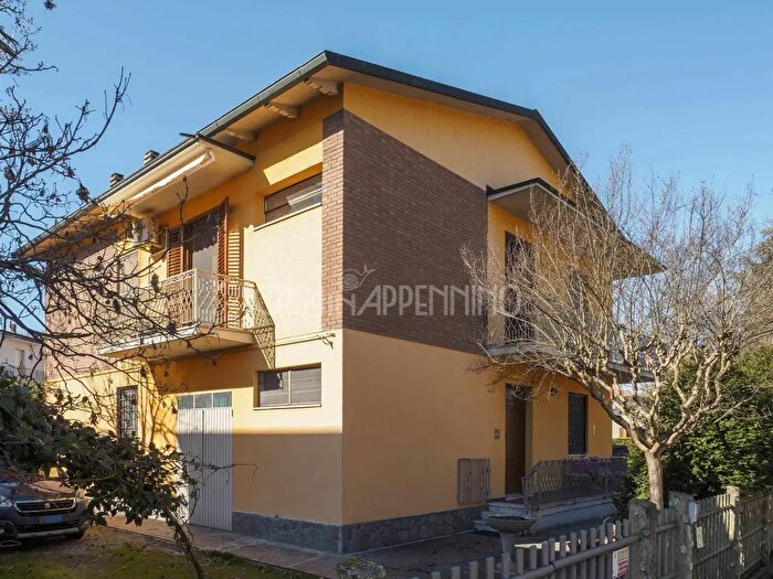 Casa con 10 locali in vendita in Nonantola