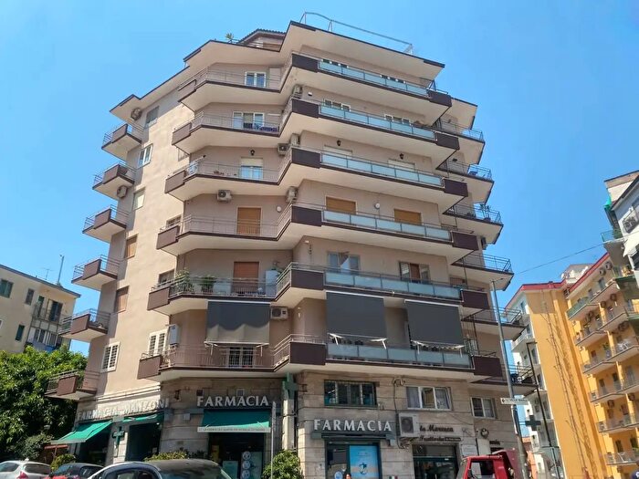 Appartamento quadrilocale in vendita in Via Alessandro Manzoni, Napoli