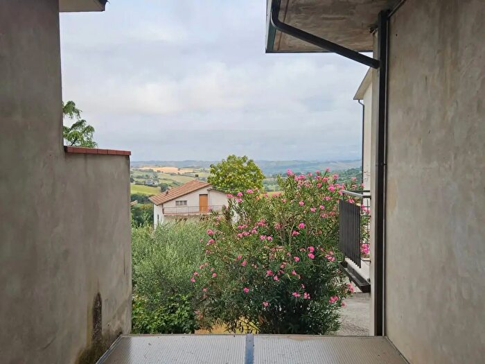Appartamento bilocale in vendita in Via Pieve Canneti, Terre Roveresche