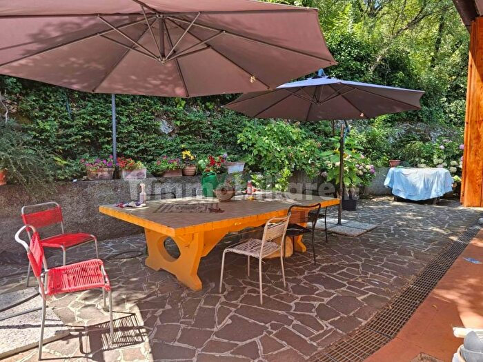 Appartamento con 8 locali in vendita in Rignano SullArno