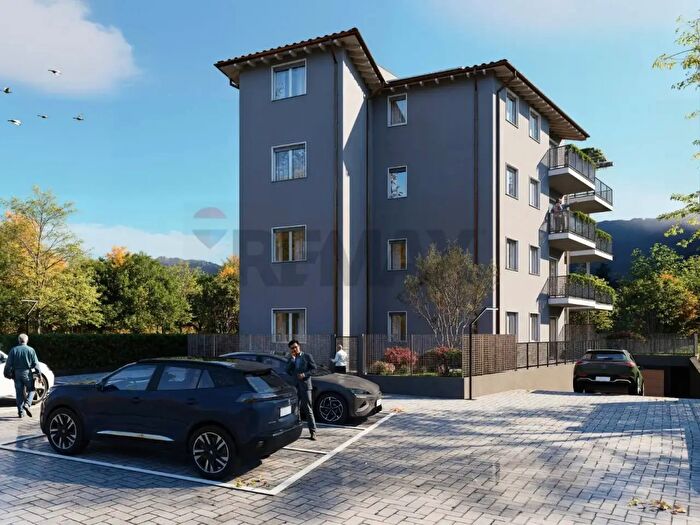 Appartamento trilocale in vendita in Corso Sempione, Gravellona Toce