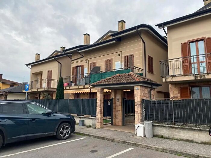 Appartamento bilocale in vendita in Via Baldrighi, Massalengo