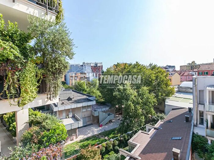 Appartamento bilocale in vendita in Via Raffaello Sanzio, Milano