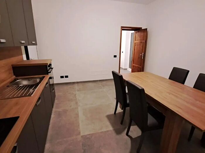 Appartamento con 5 locali in vendita in Viareggio