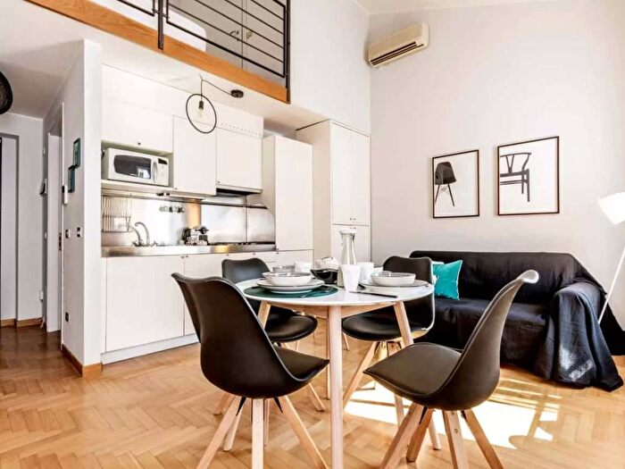 Appartamento bilocale in affitto in Vicolo Fiori, Brera, Milano