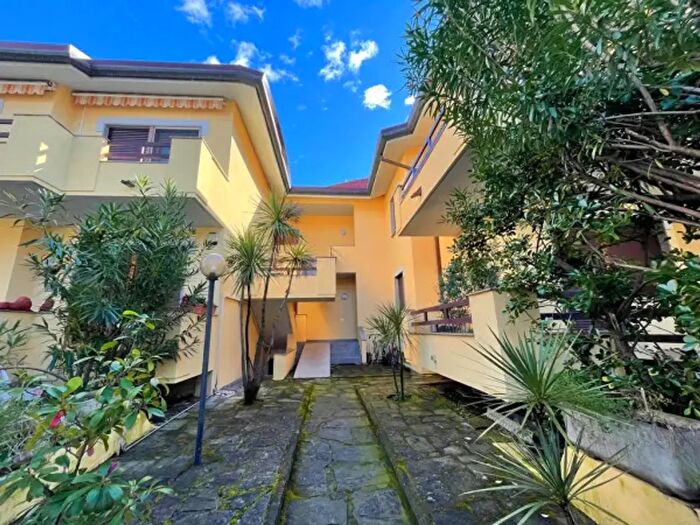 Appartamento quadrilocale in vendita in Via Giuseppe Zolezzi b, Massa