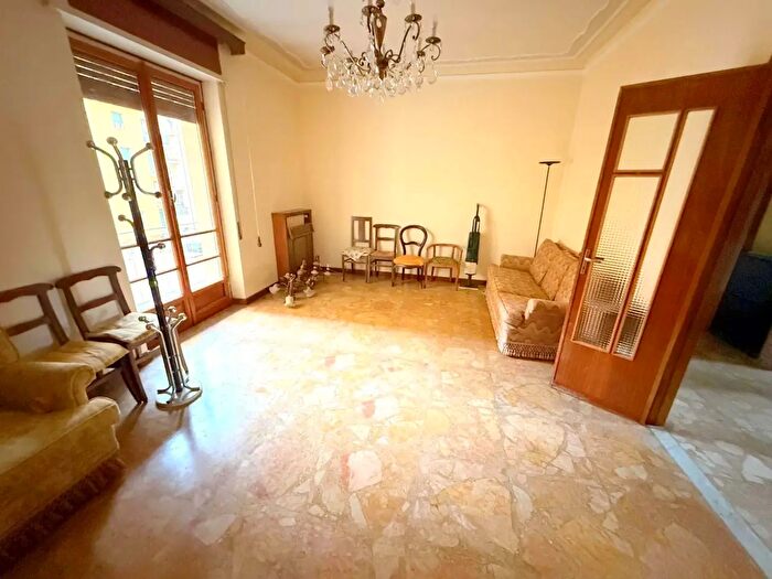 Appartamento con 5 locali in vendita in Novi Ligure