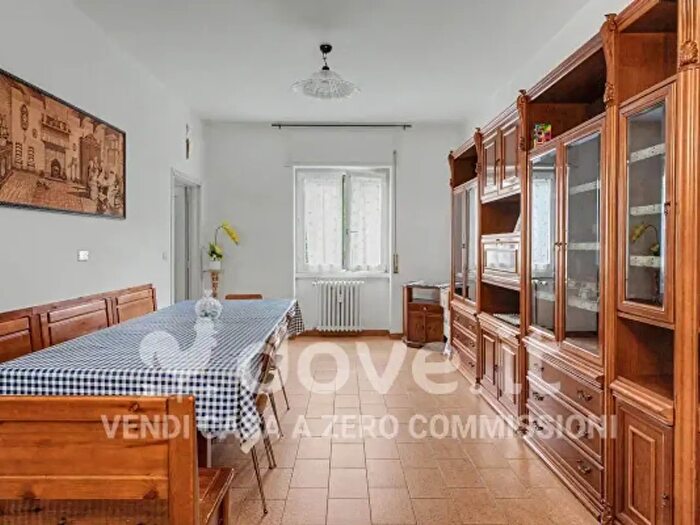 Appartamento trilocale in vendita in Via Giovanni Pascoli, Lurate Caccivio