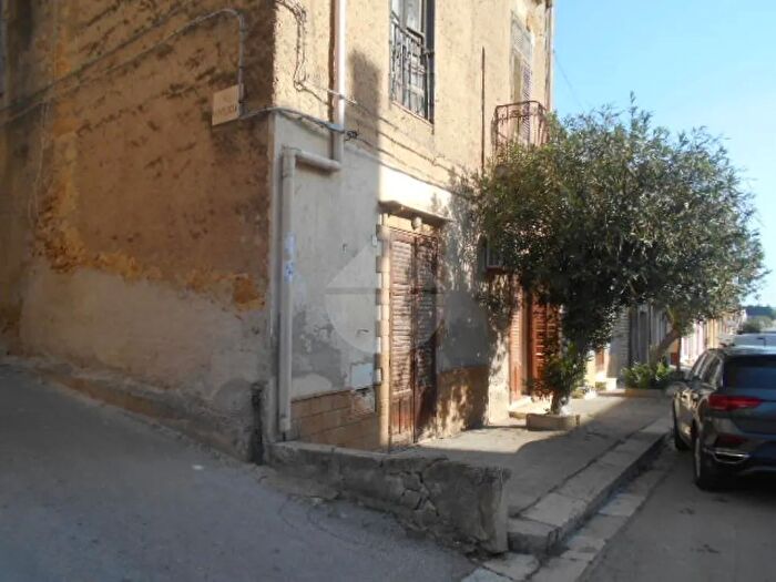 Appartamento con 10 locali in vendita in Castelvetrano