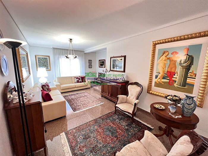 Casa con 7 locali in vendita in Via Nazario Sauro a, Comiso