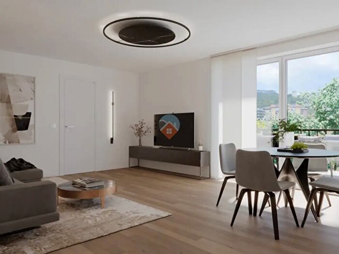 Appartamento trilocale in vendita in Via ai Fiori, Rovereto