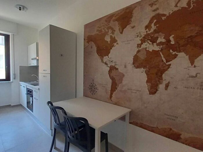 Appartamento bilocale in affitto in Via Fogazzaro, Montenero, Milano