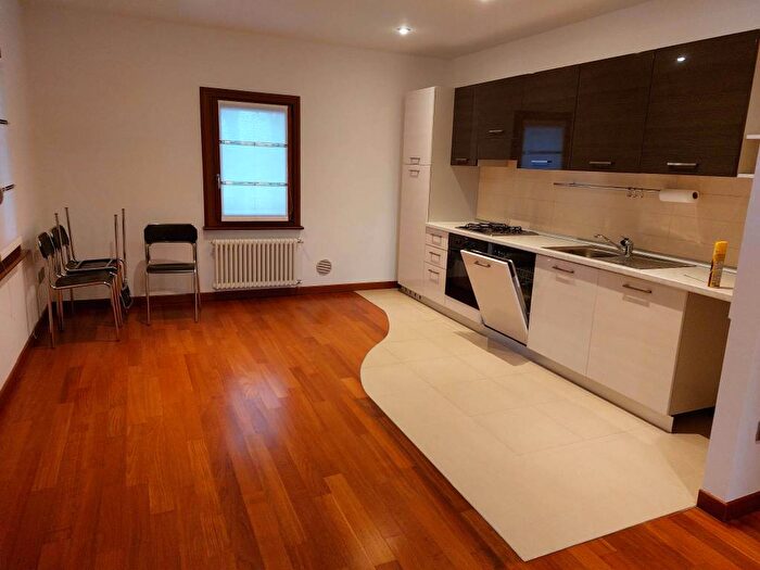 Appartamento trilocale in affitto in Via Piave, Centro, Codroipo