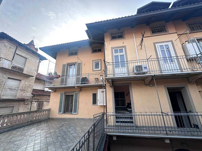 Appartamento con 6 locali in affitto in Via Paolo Boselli, Centro, Carmagnola