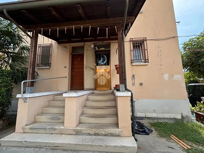 Appartamento quadrilocale in vendita in Via Don Giovanni Minzoni, Alfonsine