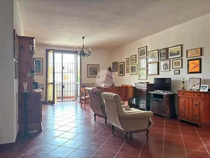 Casa quadrilocale in affitto in Via Europa, Curtatone