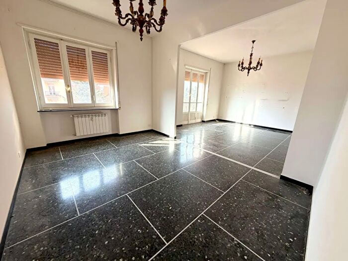 Appartamento con 5 locali in vendita in Novi Ligure