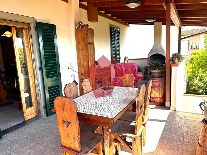 Appartamento con 5 locali in vendita in Capraia E Limite Fi, Capraia E Limite