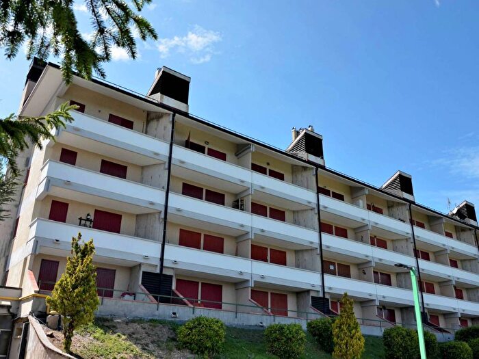 Appartamento trilocale in affitto in Piazzale Funivia, Ovindoli