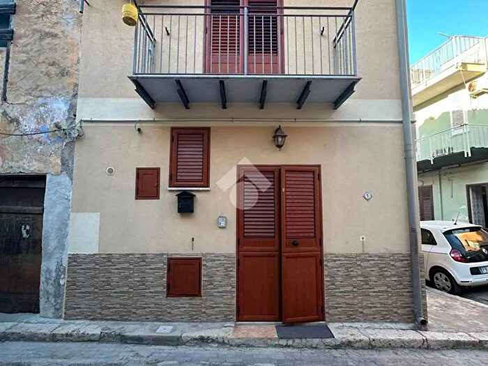 Appartamento bilocale in vendita in Via Tirolo, Villabate