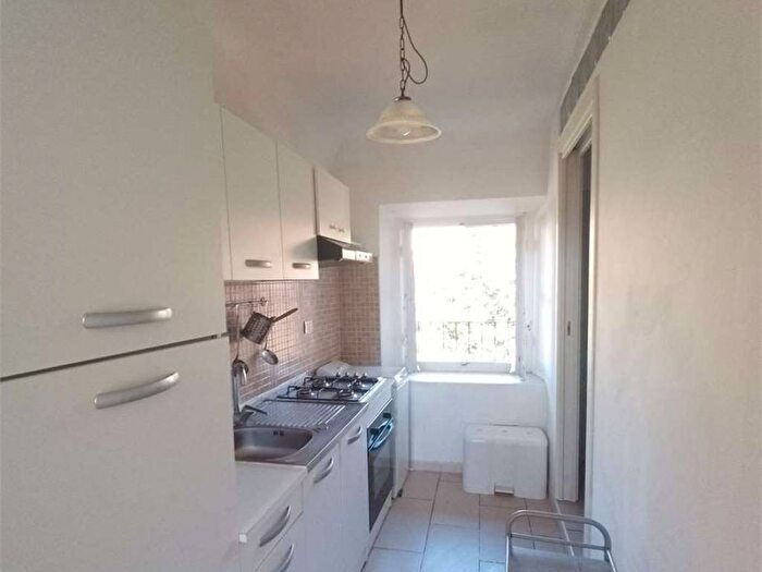 Appartamento trilocale in affitto in VIA GIOBERTI, Beccaria Colombo, Firenze