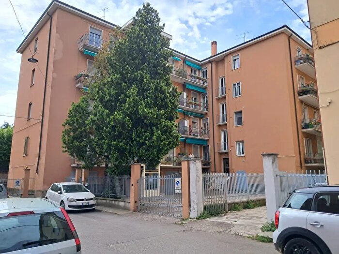 Appartamento quadrilocale in vendita in Via Colonnello Giovanni Fincato, Verona