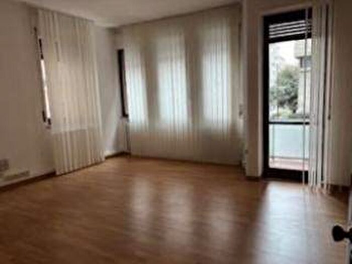 Appartamento con 6 locali in affitto in Via Tommaso Campanella, Piazza Salotto Corso Umberto, Pescara