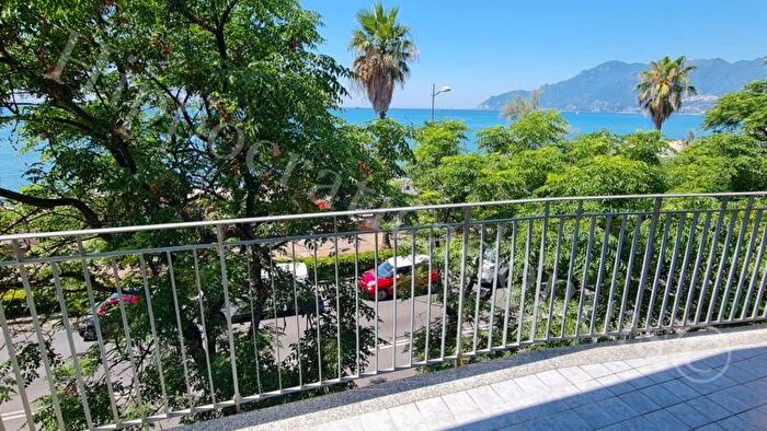 Appartamento bilocale in affitto in Via Raffaele Rinaldi, Torrione, Salerno
