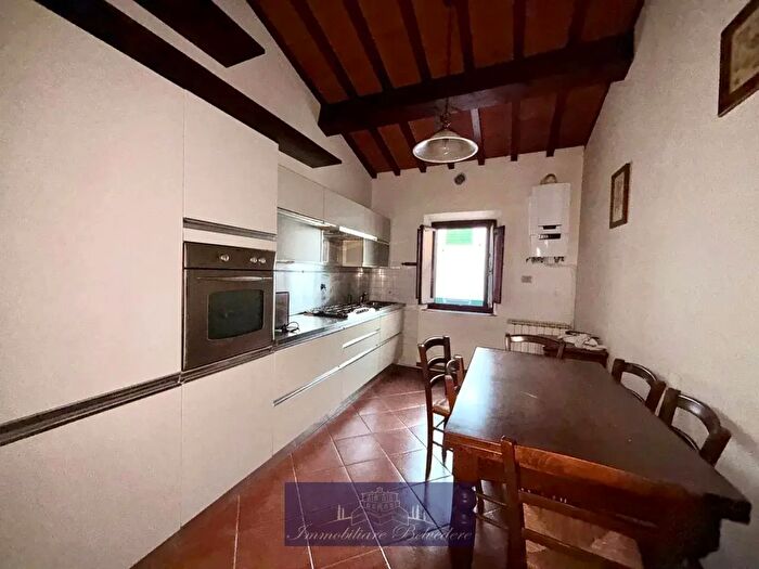 Casa trilocale in vendita in Piazza Buondelmonti, Impruneta