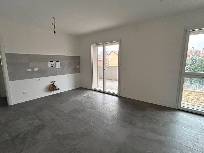 Appartamento trilocale in affitto in Via Ettore Nadalini, Mazzini Fossolo, Bologna