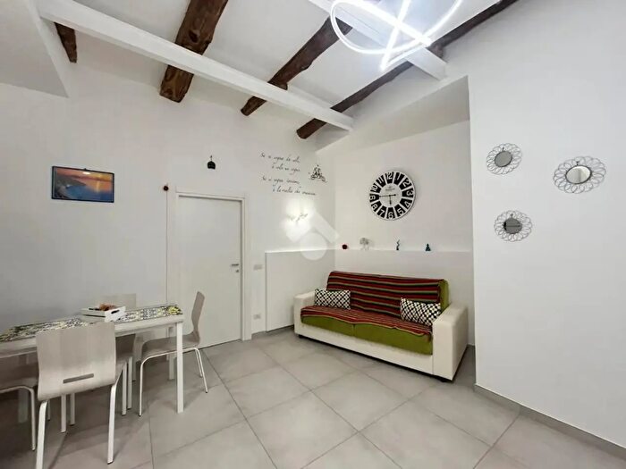 Appartamento monolocale in affitto in Via Bosco di Capodimonte, Napoli