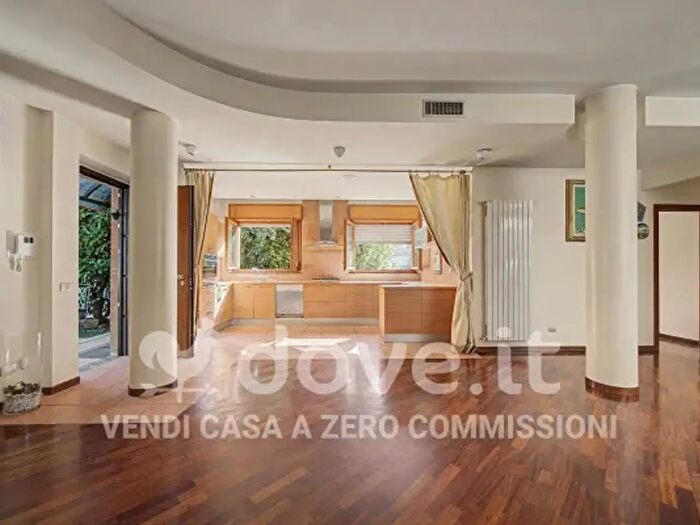 Casa con 6 locali in vendita in Via Francesco De Sanctis, Milano