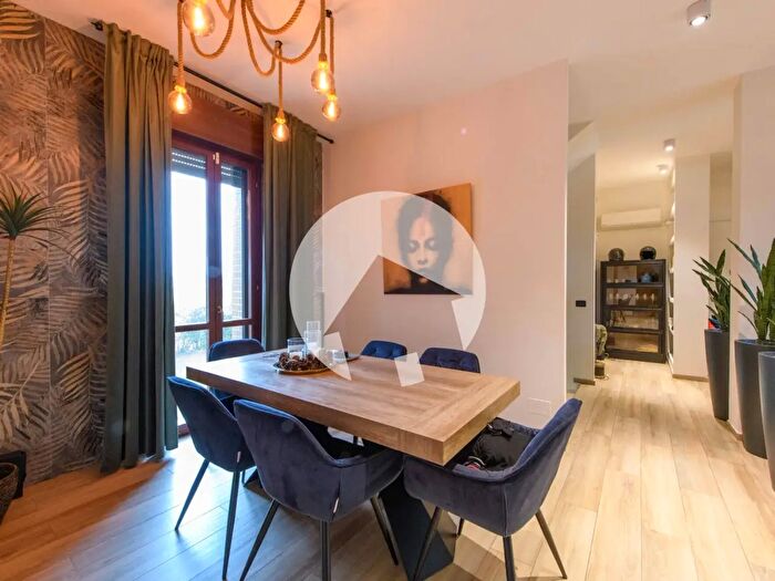 Casa con 5 locali in vendita in Via Renato Marmiroli, Reggio Emilia