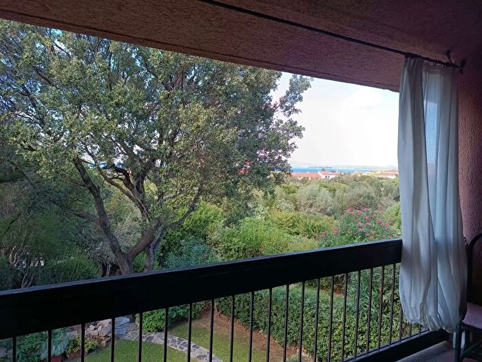 Appartamento con 5 locali in affitto in Via Porto Rotondo, Olbia