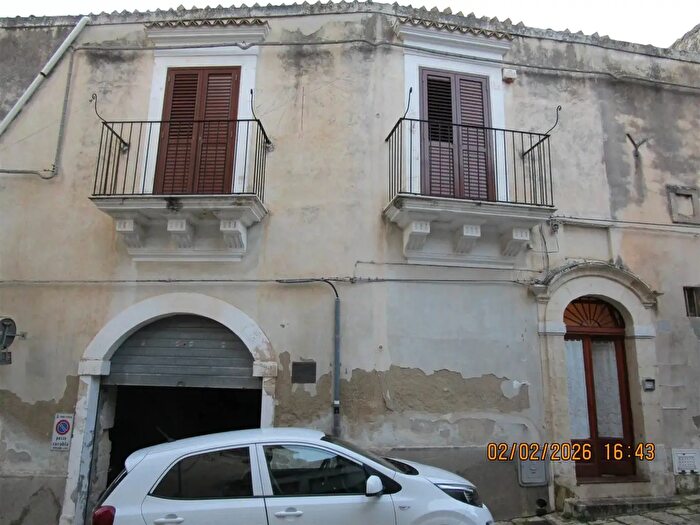 Casa con 6 locali in vendita in Via SantAgnese, Ragusa