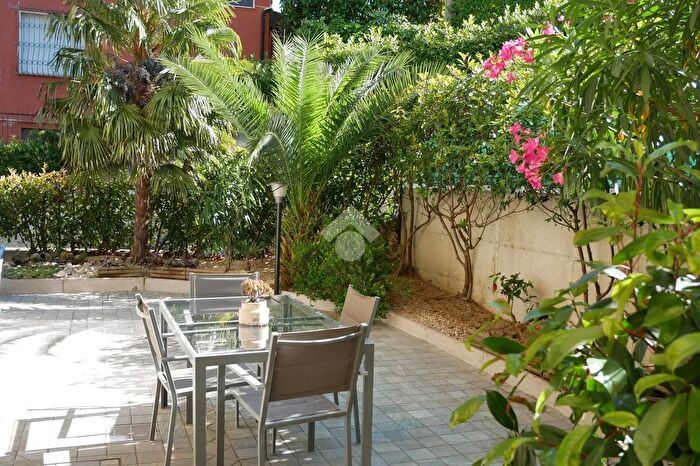 Appartamento quadrilocale in vendita in Via Sacco E Vanzetti, Como