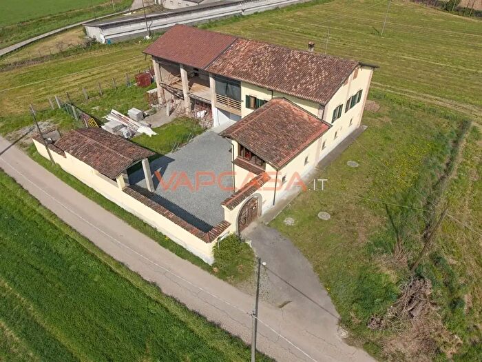 Casa trilocale in vendita in Strada Statale, Martinengo