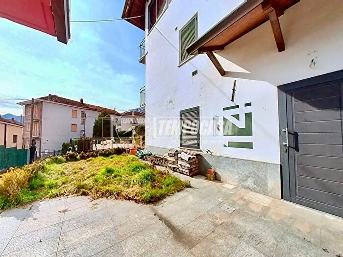 Casa con 5 locali in vendita in Via Lanzo, Cafasse