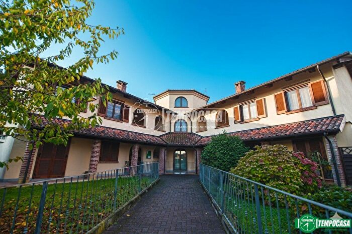 Appartamento trilocale in vendita in Via Ferreri, Barbania