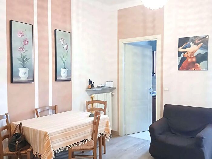 Appartamento con 5 locali in affitto in Viale Medaglie dOro, Alessandria