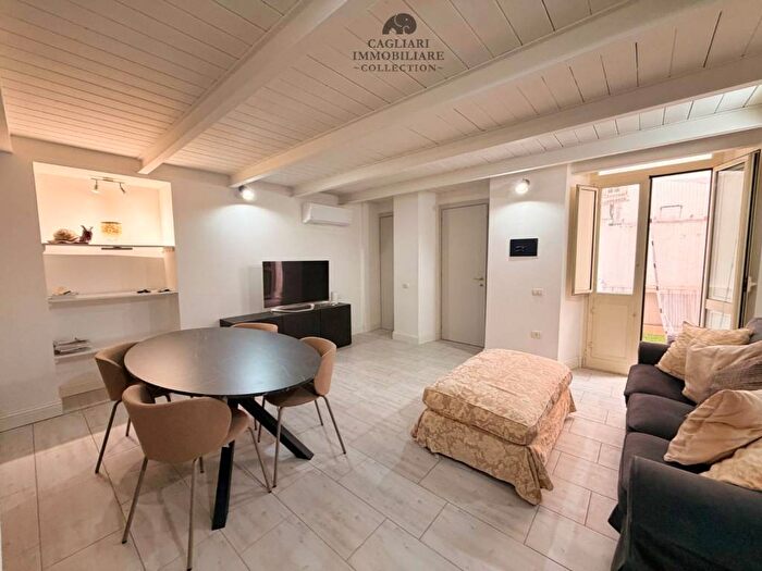 Appartamento bilocale in affitto in Via Giovanni Maria Angioj, Stampace, Cagliari