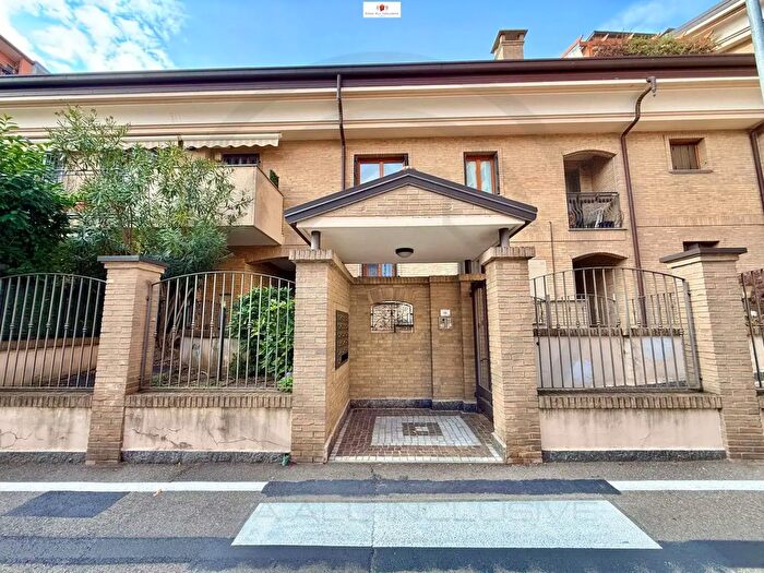 Case in Vendita e in Affitto - 3