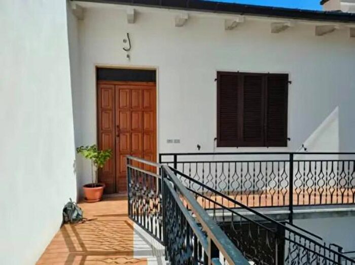 Appartamento in vendita in Via Lavino, Lettomanoppello