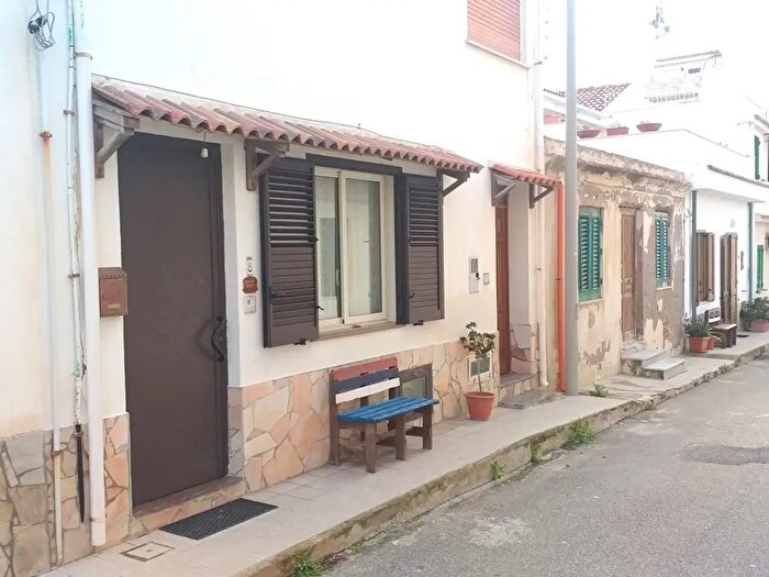 Casa con 5 locali in vendita in Via Lungomare San Saba, Messina