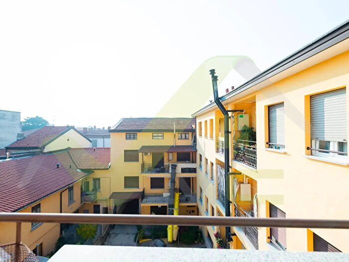 Appartamento trilocale in vendita in Via Matteotti, Melzo