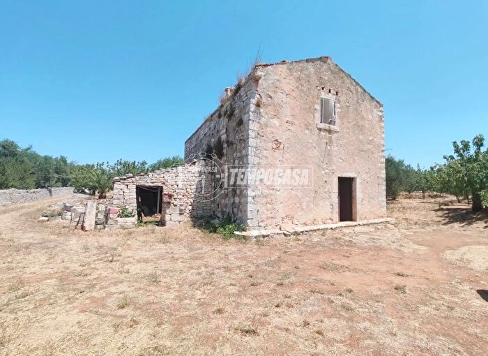 Casa trilocale in vendita in Strada Comunale, Putignano